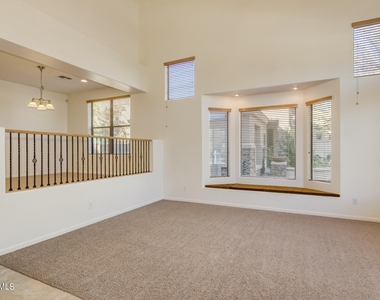 5733 W Plum Road - Photo Thumbnail 4