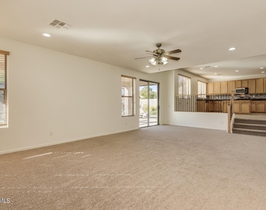 5733 W Plum Road - Photo Thumbnail 13