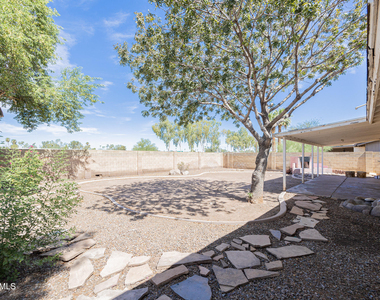 2812 S Cottonwood Drive - Photo Thumbnail 20