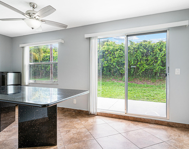 2722 Peer Lane - Photo Thumbnail 2