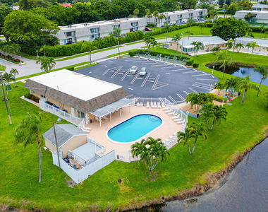 2722 Peer Lane - Photo Thumbnail 16