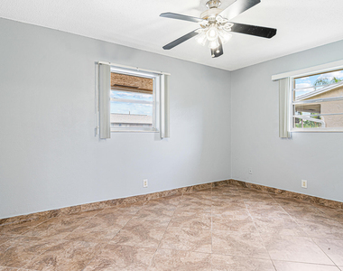 2722 Peer Lane - Photo Thumbnail 8