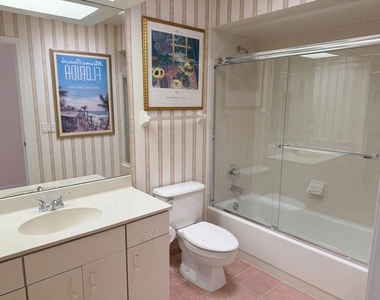 6231 Se Ames Way - Photo Thumbnail 11