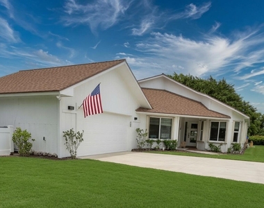 6231 Se Ames Way - Photo Thumbnail 1