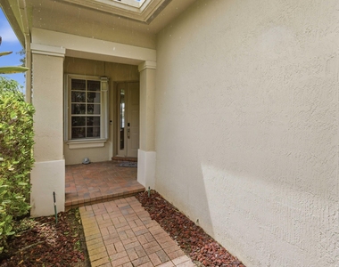 12290 Nw 77th Manor Nw - Photo Thumbnail 2