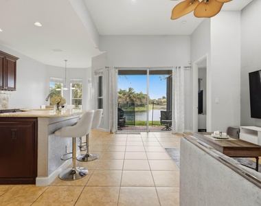 12290 Nw 77th Manor Nw - Photo Thumbnail 1