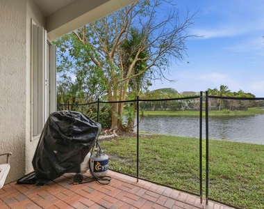 12290 Nw 77th Manor Nw - Photo Thumbnail 22