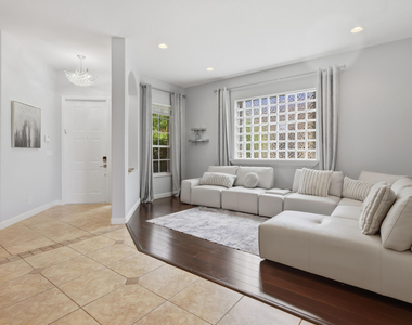 12290 Nw 77th Manor Nw - Photo Thumbnail 5