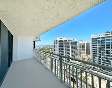 3000 N Ocean Drive - Photo Thumbnail 2