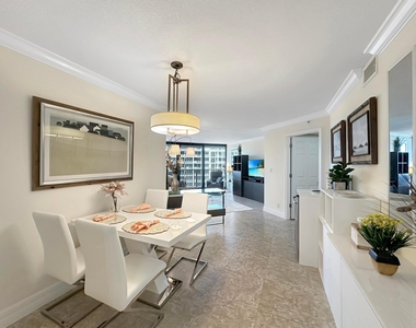 3000 N Ocean Drive - Photo Thumbnail 9