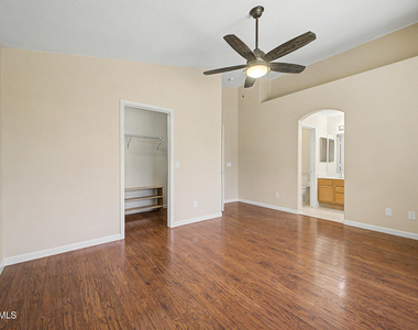 3311 E San Angelo Avenue - Photo Thumbnail 13