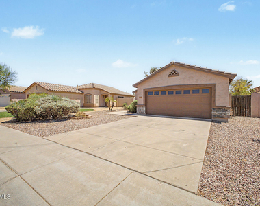 3311 E San Angelo Avenue - Photo Thumbnail 1