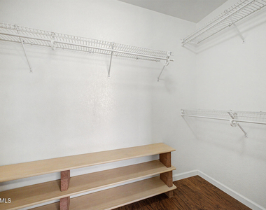 3311 E San Angelo Avenue - Photo Thumbnail 14