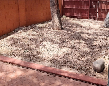 317 S Stapley Drive - Photo Thumbnail 18
