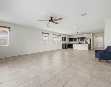 18363 W Whispering Wind Drive - Photo Thumbnail 2