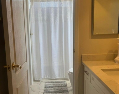 13172 N 88th Place - Photo Thumbnail 37