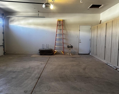 13172 N 88th Place - Photo Thumbnail 44