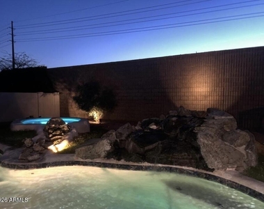 13172 N 88th Place - Photo Thumbnail 8