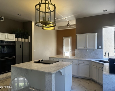 13172 N 88th Place - Photo Thumbnail 19