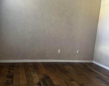 13172 N 88th Place - Photo Thumbnail 27