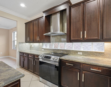 8256 Savara Streams Lane - Photo Thumbnail 10