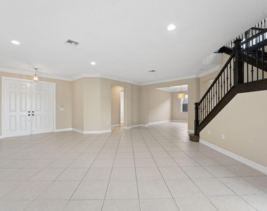 8256 Savara Streams Lane - Photo Thumbnail 16
