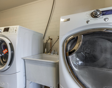 3141 E Sierra Street - Photo Thumbnail 38