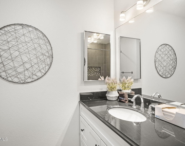 3141 E Sierra Street - Photo Thumbnail 29