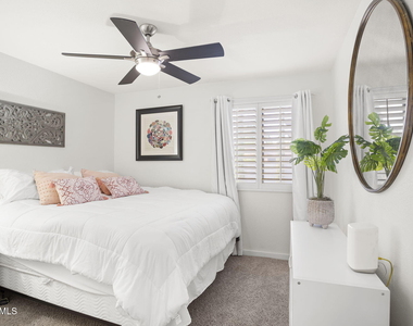 3141 E Sierra Street - Photo Thumbnail 26