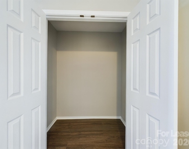 12621 Dervish Lane - Photo Thumbnail 39