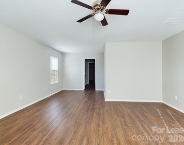 12621 Dervish Lane - Photo Thumbnail 22