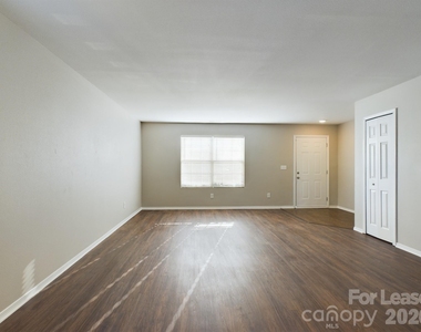 12621 Dervish Lane - Photo Thumbnail 26