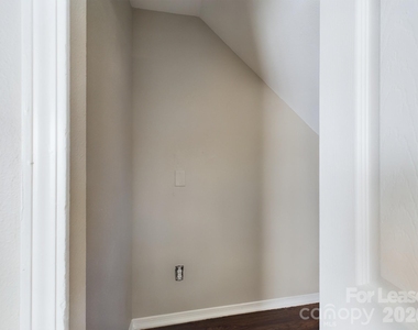 12621 Dervish Lane - Photo Thumbnail 29