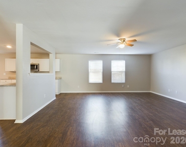 12621 Dervish Lane - Photo Thumbnail 10