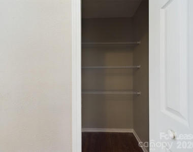 12621 Dervish Lane - Photo Thumbnail 27