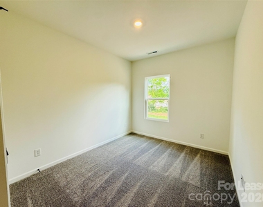 1736 Blanche Street - Photo Thumbnail 9