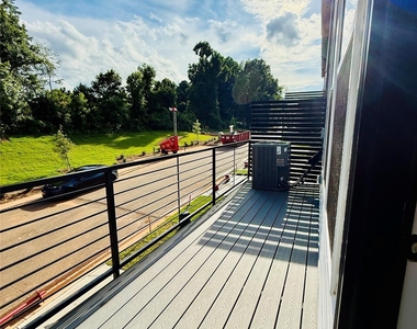 1736 Blanche Street - Photo Thumbnail 7