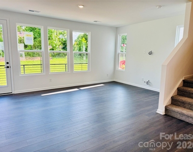 1736 Blanche Street - Photo Thumbnail 6