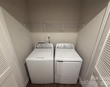 5945 Granbury Drive - Photo Thumbnail 21