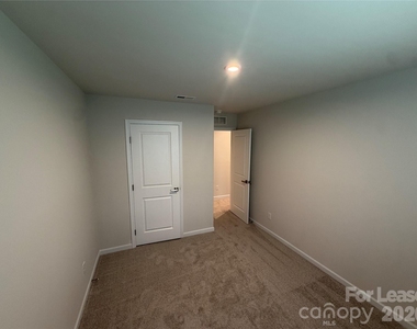 5945 Granbury Drive - Photo Thumbnail 20