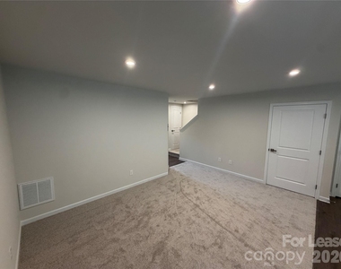5945 Granbury Drive - Photo Thumbnail 4