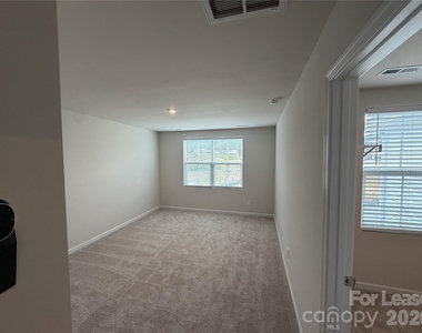 5945 Granbury Drive - Photo Thumbnail 13