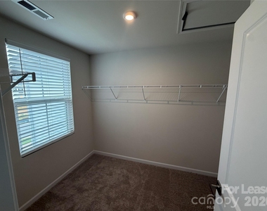 5945 Granbury Drive - Photo Thumbnail 14