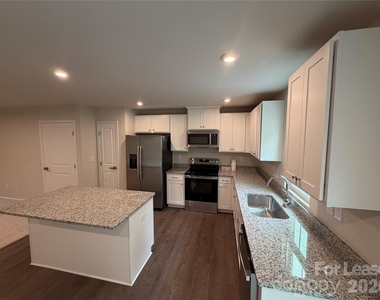 5945 Granbury Drive - Photo Thumbnail 5