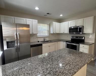 12160 Bottlebrush Place - Photo Thumbnail 5