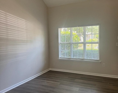 12160 Bottlebrush Place - Photo Thumbnail 2