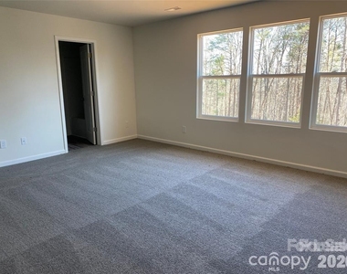 1662 Nicholas Way - Photo Thumbnail 12