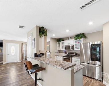 711 Skywatch Lane - Photo Thumbnail 1