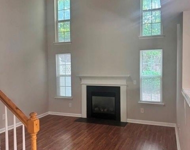 2536 Bardwell Avenue Nw - Photo Thumbnail 6