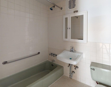 123 West 3rd Street - Photo Thumbnail 2